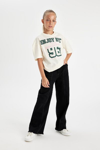 DeFacto Girl's Relax Fit V-Neck Text Printed Short Sleeve School T-Shirt C8282A824Au