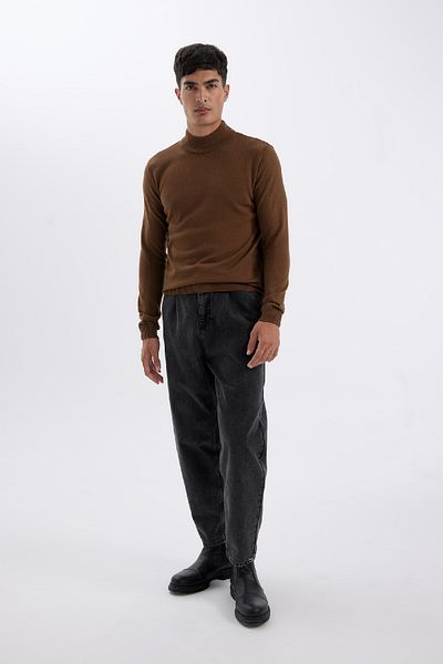 DeFacto Напівводолазка Slim Fit Slim Fit Базовий прямий светр-пуловер R1127az24wn