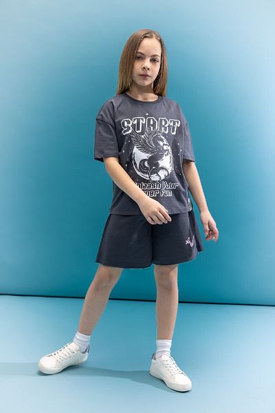DeFacto Girl's 3D Printed Relax Fit Crew Neck T-Shirt - C8711a824sm