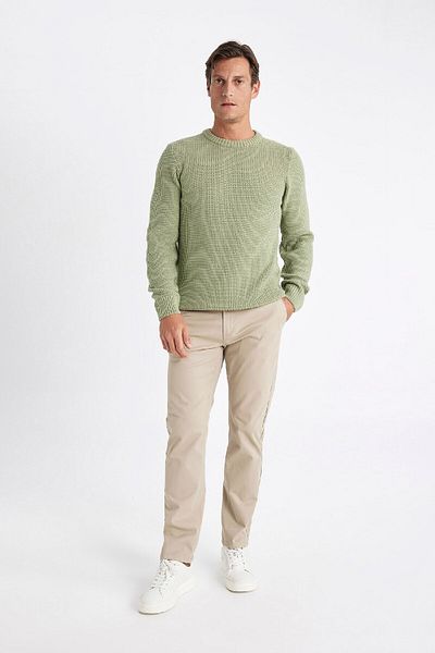DeFacto Standard Fit Regular Cut Crew Neck Basic Plain Knitwear Sweater N9902Az24Wn