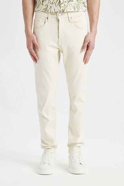 DeFacto Slim Tapered Fit Skinny Fit Jeanshose mit normaler Leibhöhe und schrumpfbarem Bein C9743AX24SP