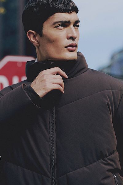 DeFacto Slim Fit Puffer Coat - Slim Fit, Stand Collar, Τσέπη με φερμουάρ C9020ax24wn