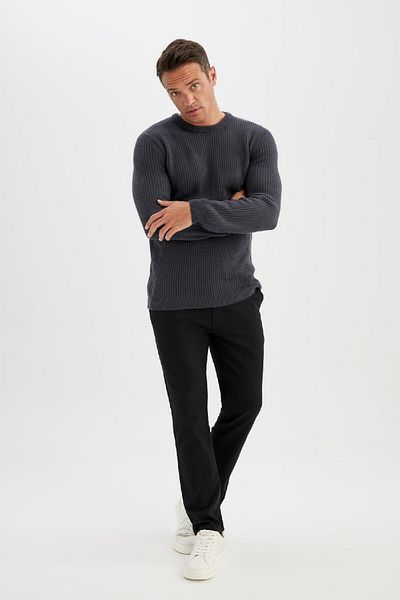 DeFacto Standard Fit Regular Cut Crew Neck Textured Knitwear Sweater C8814Ax24Wn