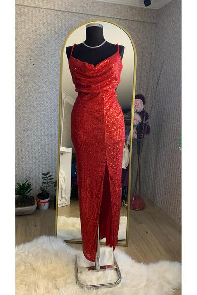 Su Butik yırtmaçlı pul payet elbise