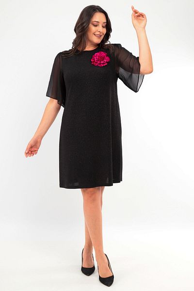 Metpoint Plus Size Short Sleeve Glitter and Rose Shaped Black Dress with Brooch Detail