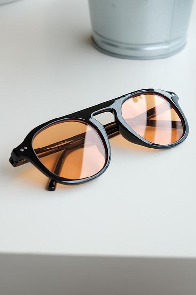 WATCHOFROYAL Royal Eyewear Re1107 Black Orange Sunglasses