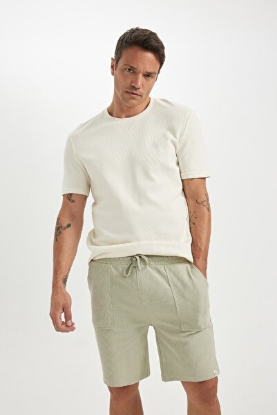 DeFacto Slim Fit Slim Fit Stretchy Waisted Basic Straight Shorts B1382Ax24Sm
