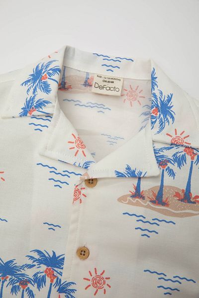 DeFacto Koszula z tkaniny twill z wzorem palmowym dla chłopca - krótki rękaw, kołnierzyk Apache C9193A524Sm