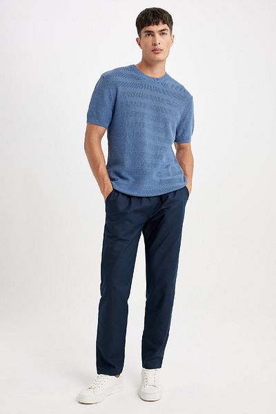DeFacto Baumwoll-Jogginghose mit schmalem Bein und Schnürung an der Taille und elastischen Taschen Z6475az24au