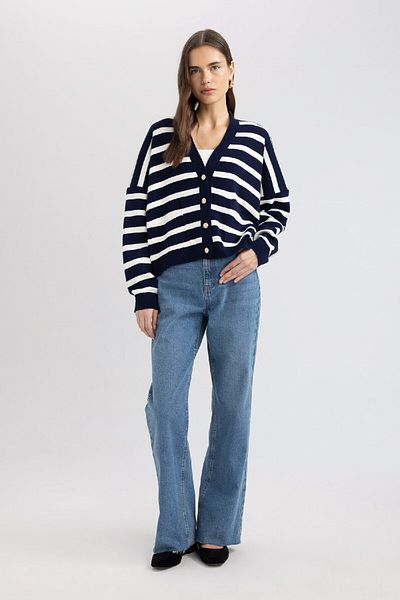 DeFacto V-Neck Striped Wide Fit Knitwear Cardigan - Oversize D1425Ax24Sm