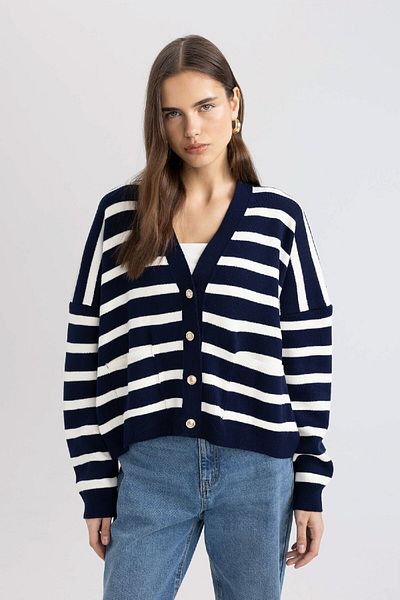 DeFacto V-Neck Striped Wide Fit Knitwear Cardigan - Oversize D1425Ax24Sm