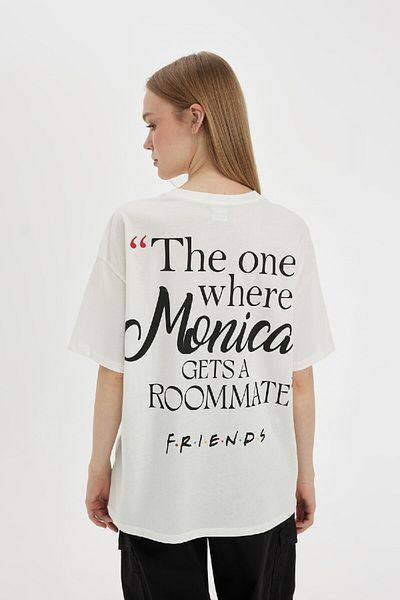DeFacto Wide Fit Crew Neck T-Shirt Cool Friends D1206Axwt32Mc