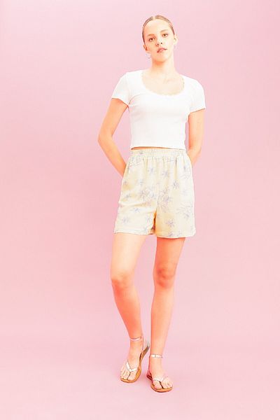 DeFacto Linen Blended Flower Patterned Regular Waist Shorts - D0317AX24SM