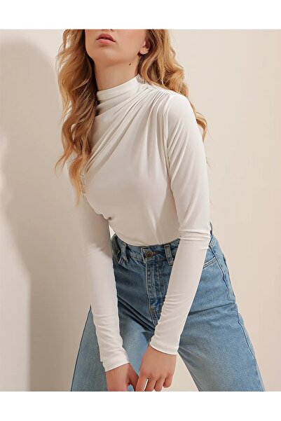 SAGA DRAPELİ SANDY BLUZ
