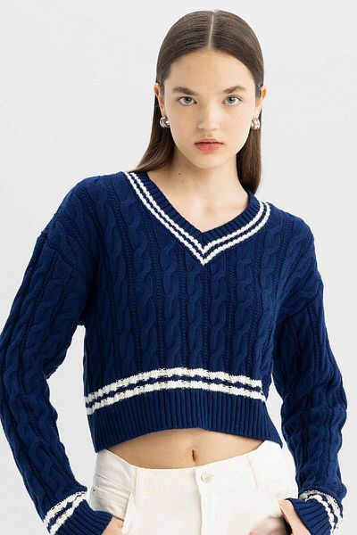 DeFacto V-Neck Braided Striped Knitwear Sweater - Regular Fit C7321Ax24Wn