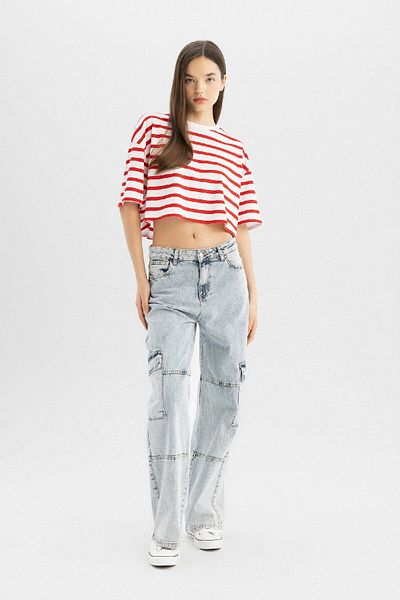 DeFacto Cooles tailliertes, gestreiftes Kurzarm-T-Shirt A9046AX24SM