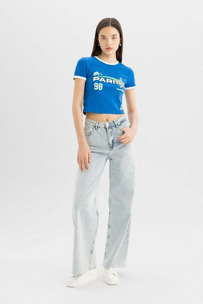 DeFacto Tricou cu nervuri cu gât crew cu model Looney Tunes - mânecă scurtă, potrivit D1172ax24sm