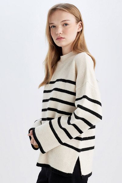 DeFacto Oversize Wide Fit Half Turtleneck Striped Knitwear Sweater A7047Ax24Wn