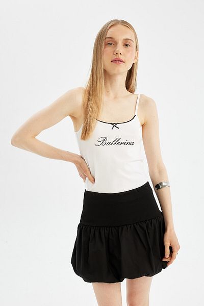 DeFacto Coool Fitted Printed Lace Collar Hanging Undershirt D1422Ax24Sm