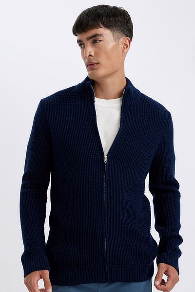 DeFacto Marineblaue Strickjacke mit normaler Passform, halbem Rollkragen und Reißverschluss, R1195az24wn