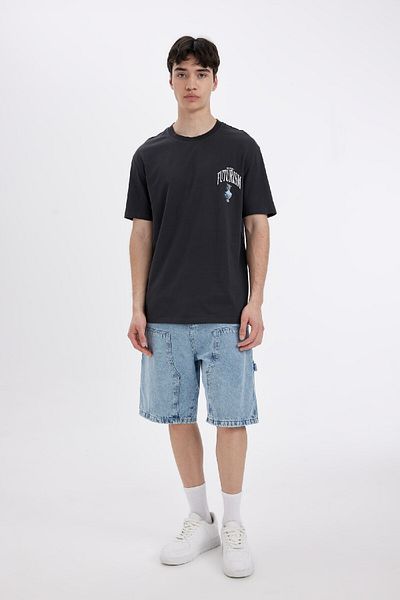 DeFacto T-Shirt mit Rundhalsausschnitt und Aufdruck auf der Rückseite in normaler Passform C5649AX24HS
