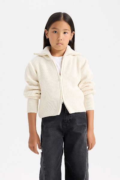 DeFacto Girl's Basic Plain Stand Collar Zippered Knitwear Cardigan C9557A824Wn