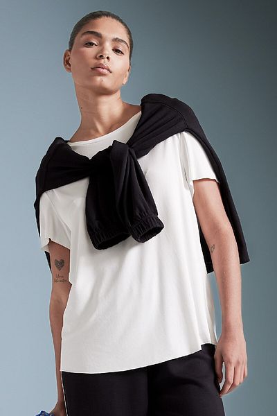 DeFacto Defactofit Oversize Wide Fit Crew Neck Sportsman Modal Tričko s krátkým rukávem B5536Ax24Au