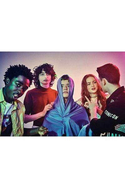 Zumzeria Tablou Canvas Stranger Things Sezonul 3 Distributie, 80x50cm, tablou1370, Zumzeria ®