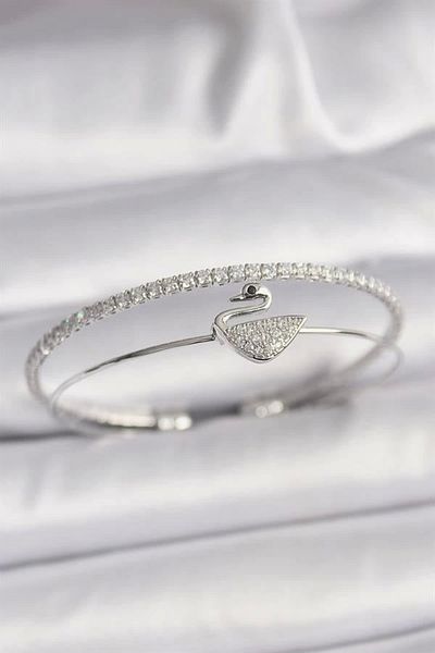 Clariss Brass Silver Color Zircon Stone Swan Model Women's Bracelet