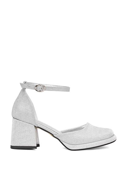 Beety Жіночі класичні туфлі на підборах - Срібні 25BY222.425