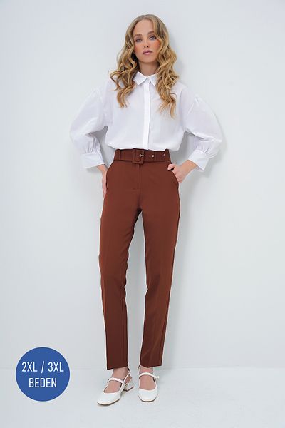 Trend Alaçatı Stili Dámský hnědý dvojitý kapesní skládaný pasový pás Straight Fit Kalhoty Alc-X8177