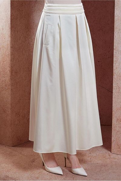 Alvina Long Satin Skirt - 60580 Model