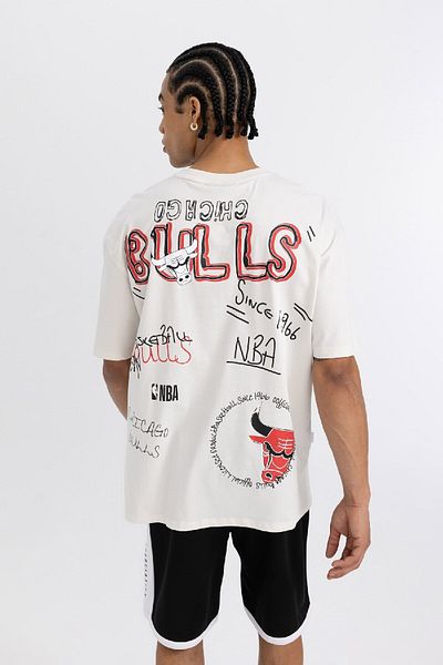 DeFacto Fit Nba Chicago Bulls Oversize φαρδιά εφαρμογή με κουκούλα κοντομάνικο μπλουζάκι V3782azbg662mc