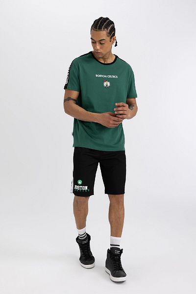 DeFacto Nba Boston Celtics Standard Fit Crew Neck Short Sleeve T-Shirt
