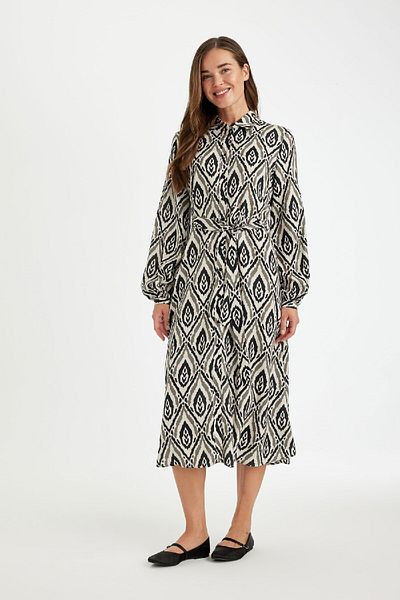 DeFacto Langärmliges Maxikleid mit Hemdkragen, Ethno-Print und Knopfgürtel D3701ax24au