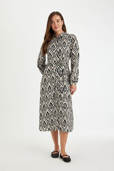 DeFacto Langärmliges Maxikleid mit Hemdkragen, Ethno-Print und Knopfgürtel D3701ax24au