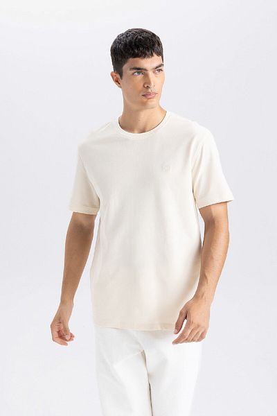 DeFacto 100% Cotton Regular Fit Crew Neck Short Sleeve Pique T-Shirt D4796Ax24Au