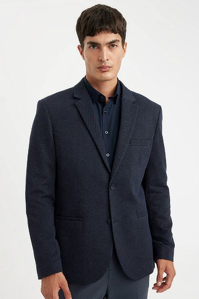 DeFacto Slim Fit Slim Fit gefütterte, geknöpfte Blazerjacke N0503az24au