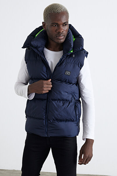 Weyeze Hooded Thick Puffer Vest Ae-K59292Prm
