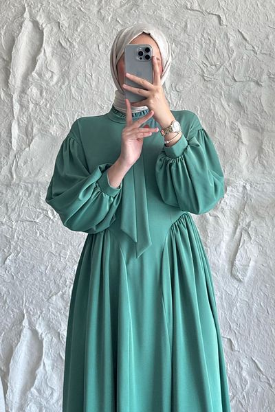InStyle Πράσινο φόρεμα με μπαλόνι μέντα με λαιμόκοψη και μανίκια