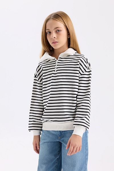 DeFacto Oversize Girl's Striped Sweatshirt - Half Zip, Wide Fit D2883A824Wn