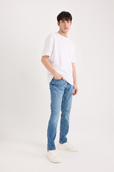 DeFacto Pedro Slim Fit Narrow Fit Regular Waist Narrow Leg Jean Pants B8418Ax25Sp