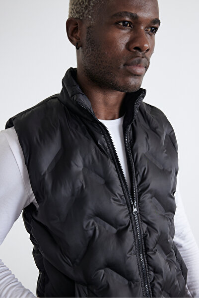 Weyeze Товстий надувний жилет з високим коміром AE-K59080LNS