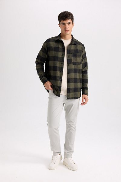 DeFacto Regular Fit Polo-Kragen kariertes Flanell-Langarmhemd S1238AZ24AU