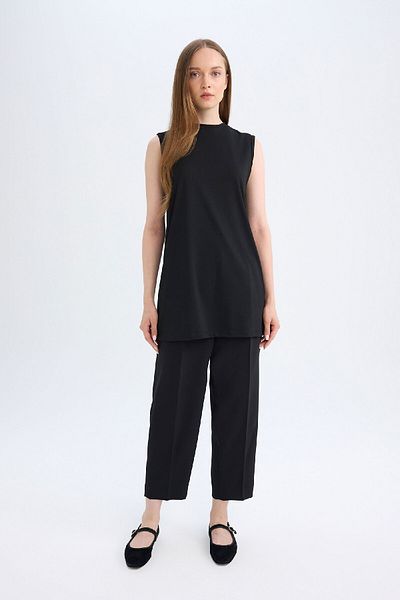 DeFacto Black Regular Fit Crew Neck Sleeveless Basic Plain Tunic A8352Ax24Au