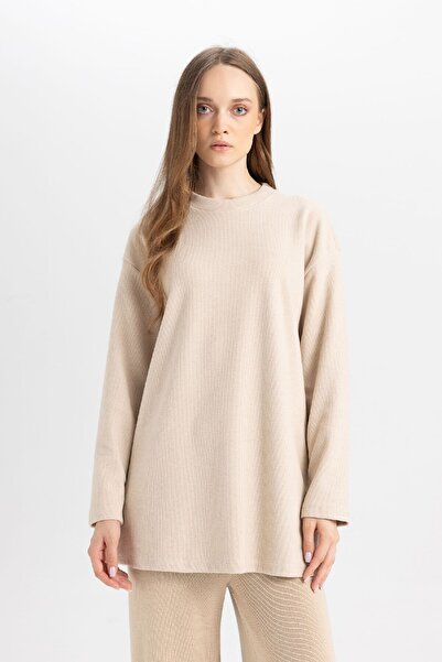 DeFacto Regular Fit Bisiklet Yaka Selanik Kumaş Uzun Kollu Basic Düz Tişört Tunik B3552ax24au