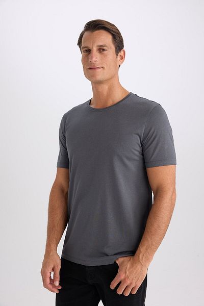 DeFacto Slim Fit Slim Fit Crew λαιμόκοψη Βασικό μασίφ κοντομάνικο μπλουζάκι M6606AZ25SP