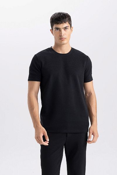 DeFacto Slim Fit Slim Fit Crew λαιμόκοψη Βασικό μασίφ κοντομάνικο μπλουζάκι M6608az25sp