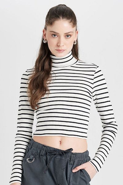 DeFacto Coool Fitted Striped Twill Camisole Turtleneck Long Sleeve T-Shirt D8072Ax24Au