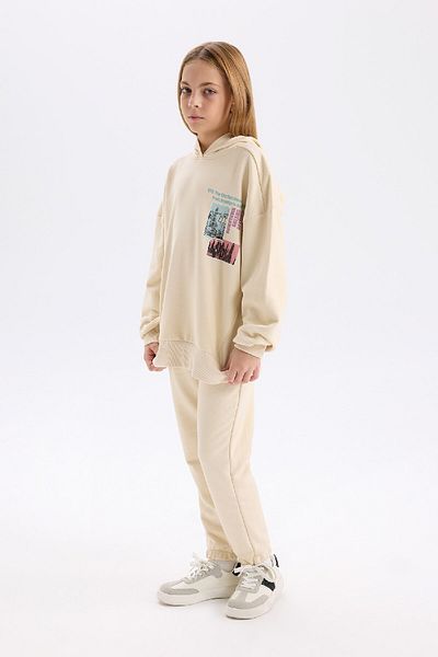 DeFacto Zweiteiliges Set mit bedrucktem Sweatshirt mit Rundhalsausschnitt und elastischem Jogginghose für Mädchen – D4057a824wn